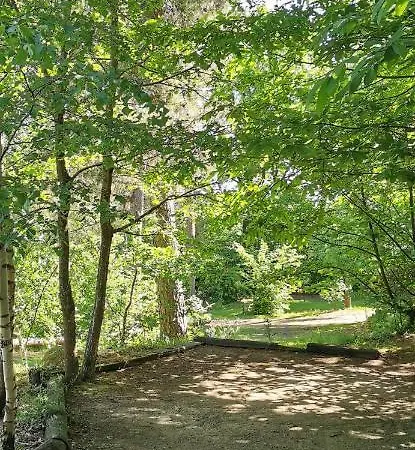 مكان تخييم De La Chagnee 3*