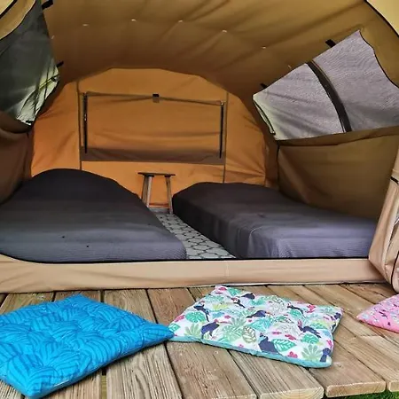 Kemping De La Chagnee Saint-Aubin-le-Cloud