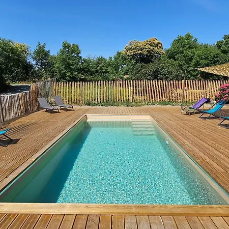 Kemping De La Chagnee Saint-Aubin-le-Cloud