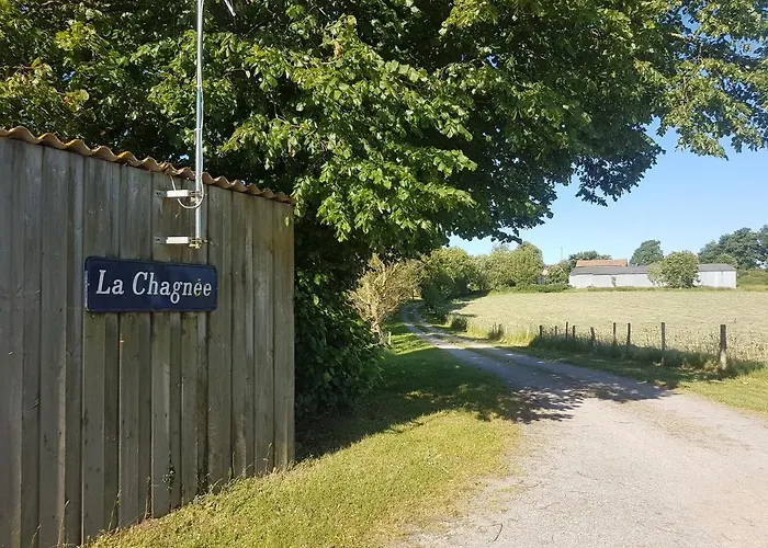 De La Chagnee Parque de Campismo