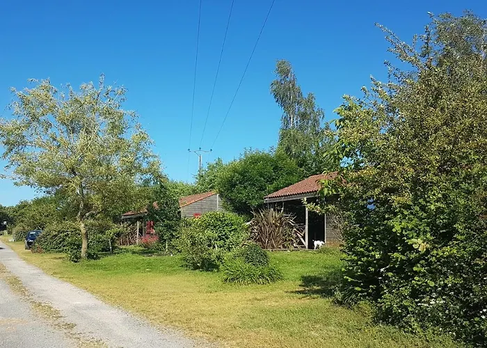 De La Chagnée Camping Saint-Aubin-le-Cloud