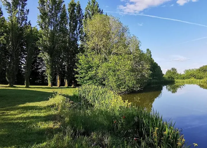 De La Chagnée 3* Saint-Aubin-le-Cloud